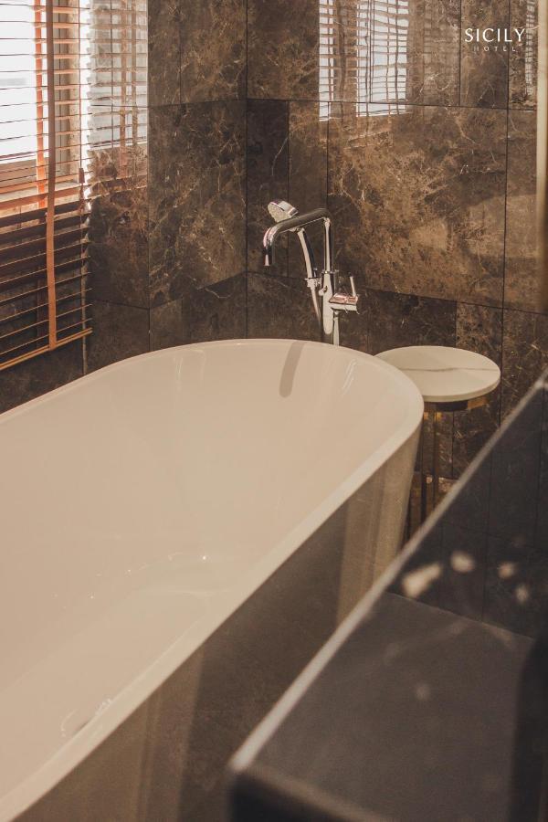 Sicily Hotel دونغ دونغ المظهر الخارجي الصورة